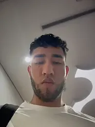 liam_bronw stripchat stream image, 06.04.2026 18:30