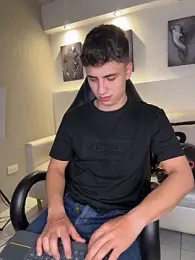 AdrianRinaldi stripchat stream image