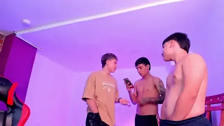 HotThreesoome stripchat stream image, 07.04.2026 14:40