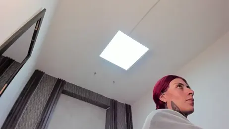 selene_red_ stripchat stream image, 10.04.2026 04:20