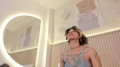 daiana_curly stripchat stream image