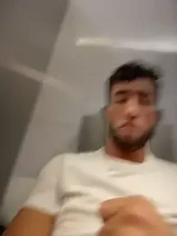 liam_bronw stripchat stream image, 13.04.2026 17:40