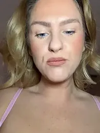 Charleigh_xx stripchat stream image