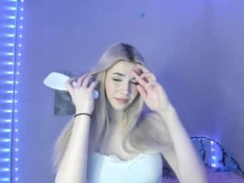 your_tender_doll chaturbate stream image, 14.04.2026 14:00