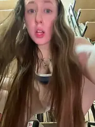 FroggyAnna stripchat stream image