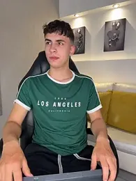 AdrianRinaldi stripchat stream image