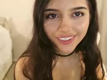 elisparadisex chaturbate stream image, 14.04.2026 23:40