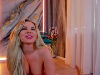 zinasquirts chaturbate stream image