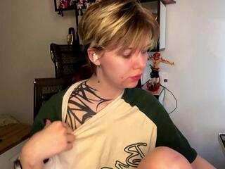 Odelyna Curless flirt4free stream image, 17.04.2026 07:00