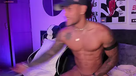 Alessandro_Vanni stripchat stream image, 19.04.2026 02:20