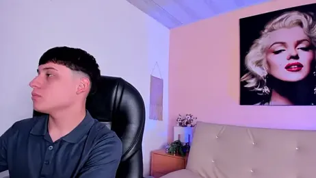 HotThreesoome stripchat stream image, 20.04.2026 13:20