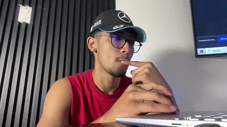 toritoga stripchat stream image