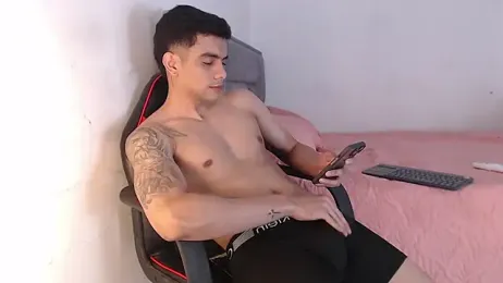 adam_levis17 stripchat stream image, 21.04.2026 05:10