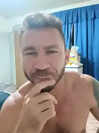 RobertoLuiz84 stripchat stream image, 22.04.2026 02:20