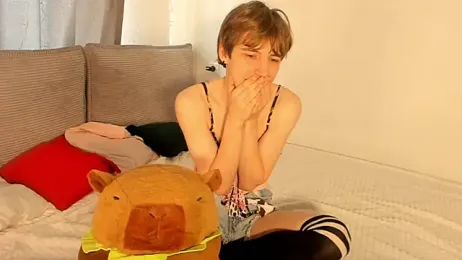 AvenGlow stripchat stream image, 30.04.2026 06:20