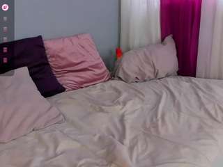 mollyybloom camsoda stream image, 02.05.2026 17:00