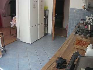 voyeurcam-julmodels-kitchen camsoda stream image, 16.05.2026 16:10