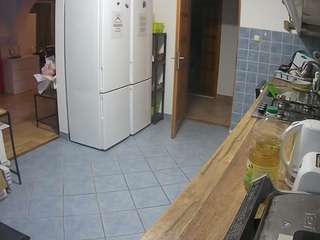 voyeurcam-julmodels-kitchen camsoda stream image, 16.05.2026 16:10