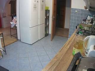 voyeurcam-julmodels-kitchen camsoda stream image, 16.05.2026 16:10