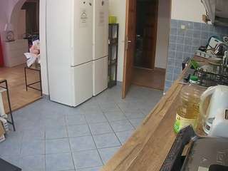voyeurcam-julmodels-kitchen camsoda stream image, 16.05.2026 16:10