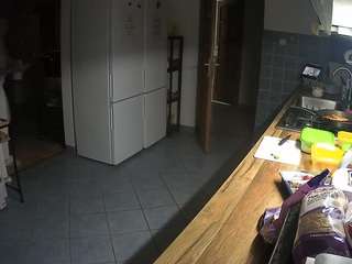 voyeurcam-julmodels-kitchen camsoda stream image, 26.05.2026 18:40