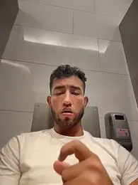 liam_bronw stripchat stream image, 02.06.2026 15:50