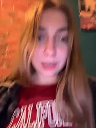 Sunny___Bunny stripchat stream image, 07.06.2026 08:00