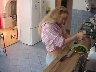 voyeurcam-julmodels-kitchen camsoda stream image, 16.06.2026 12:00
