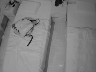voyeurcam-julmodels-bed-5 camsoda stream image, 02.07.2026 12:00