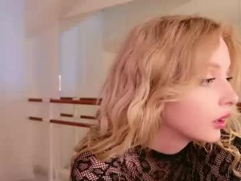 sexxxsirens chaturbate stream image, 13.07.2026 13:00