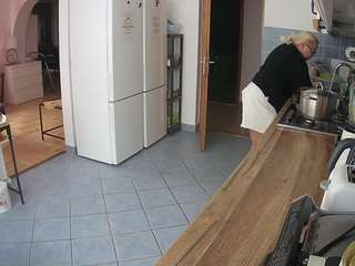 voyeurcam-julmodels-kitchen camsoda stream image, 09.07.2026 05:30