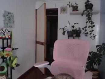 littlelaksmi chaturbate stream image, 21.07.2026 22:00