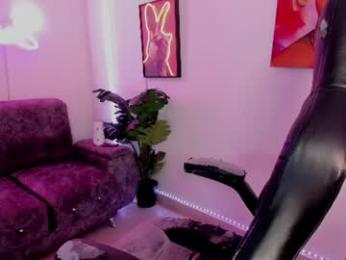 kittyhotts chaturbate stream image, 13.08.2026 13:50