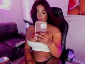 kittyhotts chaturbate stream image, 13.08.2026 13:50