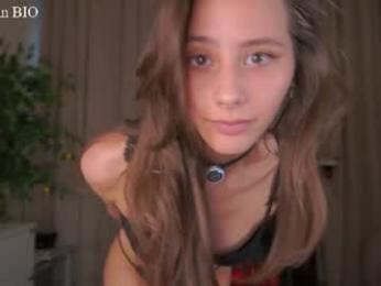falinecrosthwaite chaturbate stream image, 15.08.2026 19:20