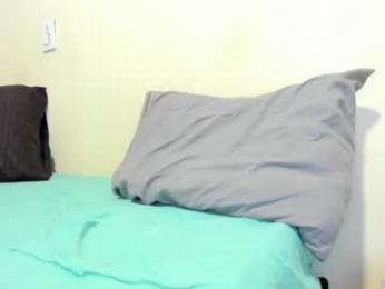 karoli_sanz chaturbate stream image, 18.08.2026 23:40