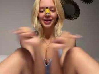 lesi_moonie chaturbate stream image, 31.08.2026 17:10