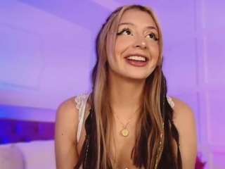 sofly-s camsoda stream image, 01.09.2026 12:00