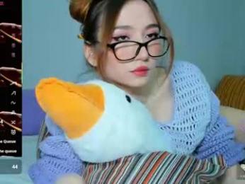 moon_flora chaturbate stream image, 03.09.2026 04:10