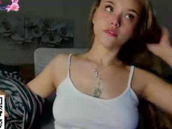 flooora_0 chaturbate stream image, 23.09.2026 01:50
