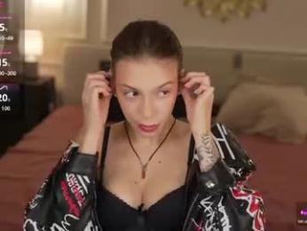 bright_diamonds_054 chaturbate stream image, 05.10.2026 18:30
