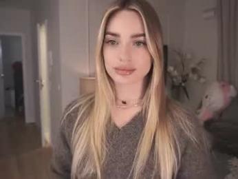 nicole_blueberry chaturbate stream image, 10.10.2026 19:30