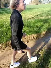 Timide_girl2 stripchat stream image