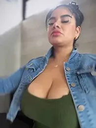 Insane_Issa stripchat stream image
