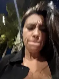 LIZ-06_ stripchat stream image