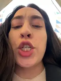 Holly_Play stripchat stream image