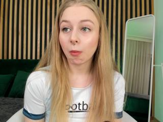 Mia Meowy flirt4free stream image