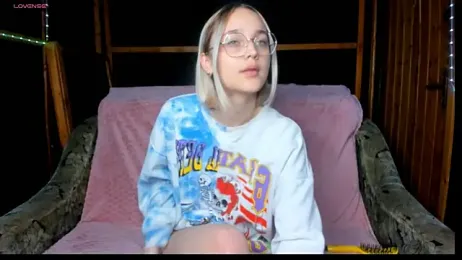 AkiraAkio stripchat stream image