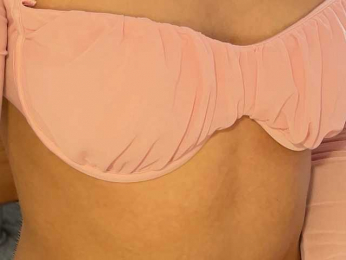 IRAONIC bongacams stream image