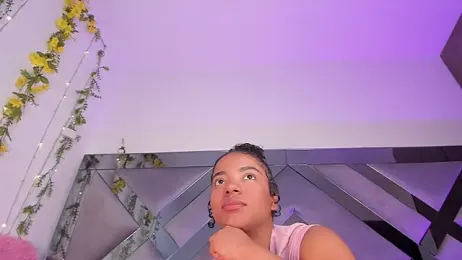 Iris_hott1 stripchat stream image